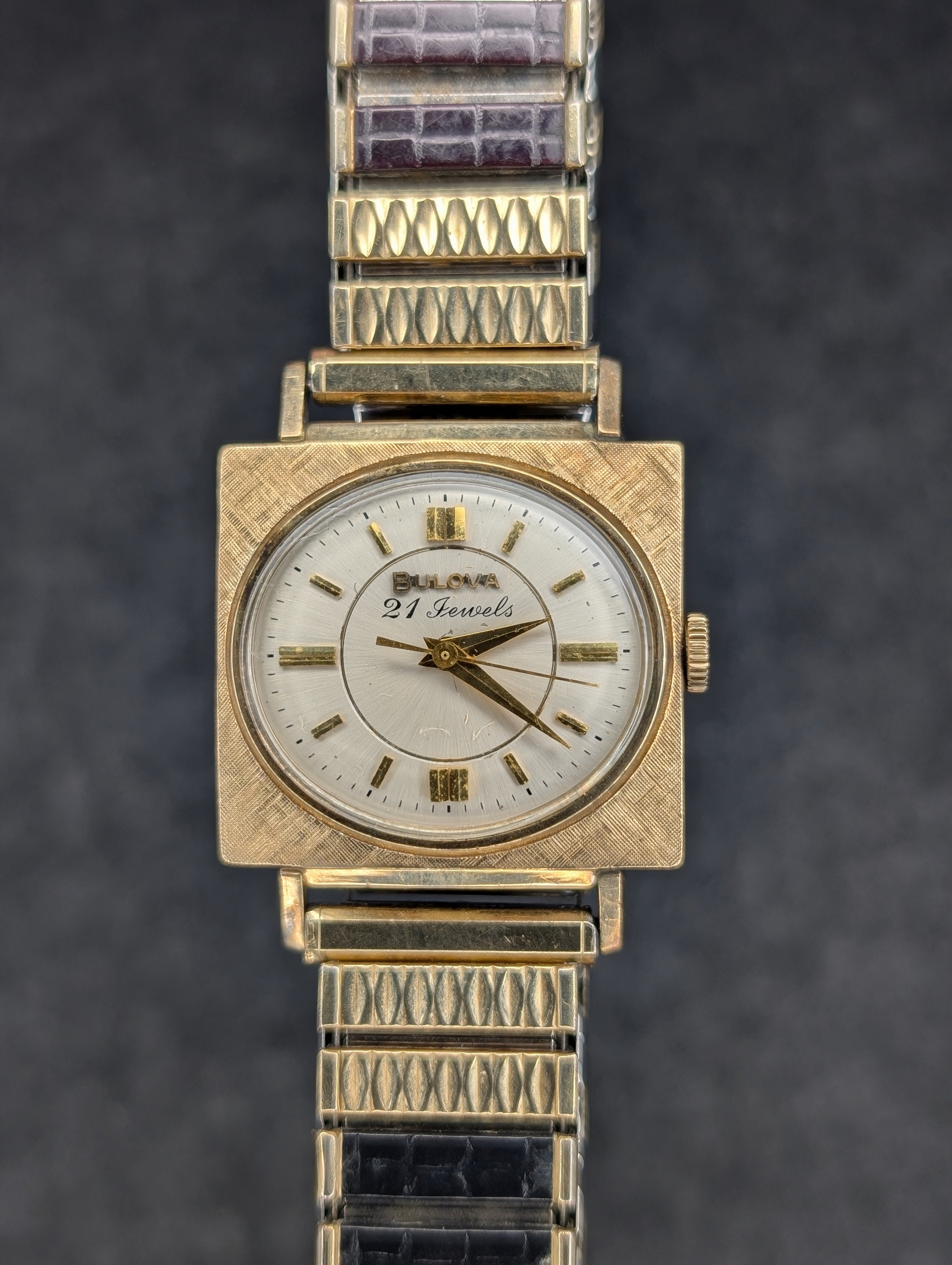 1964 Bulova Oval Dial - Manual Wind
