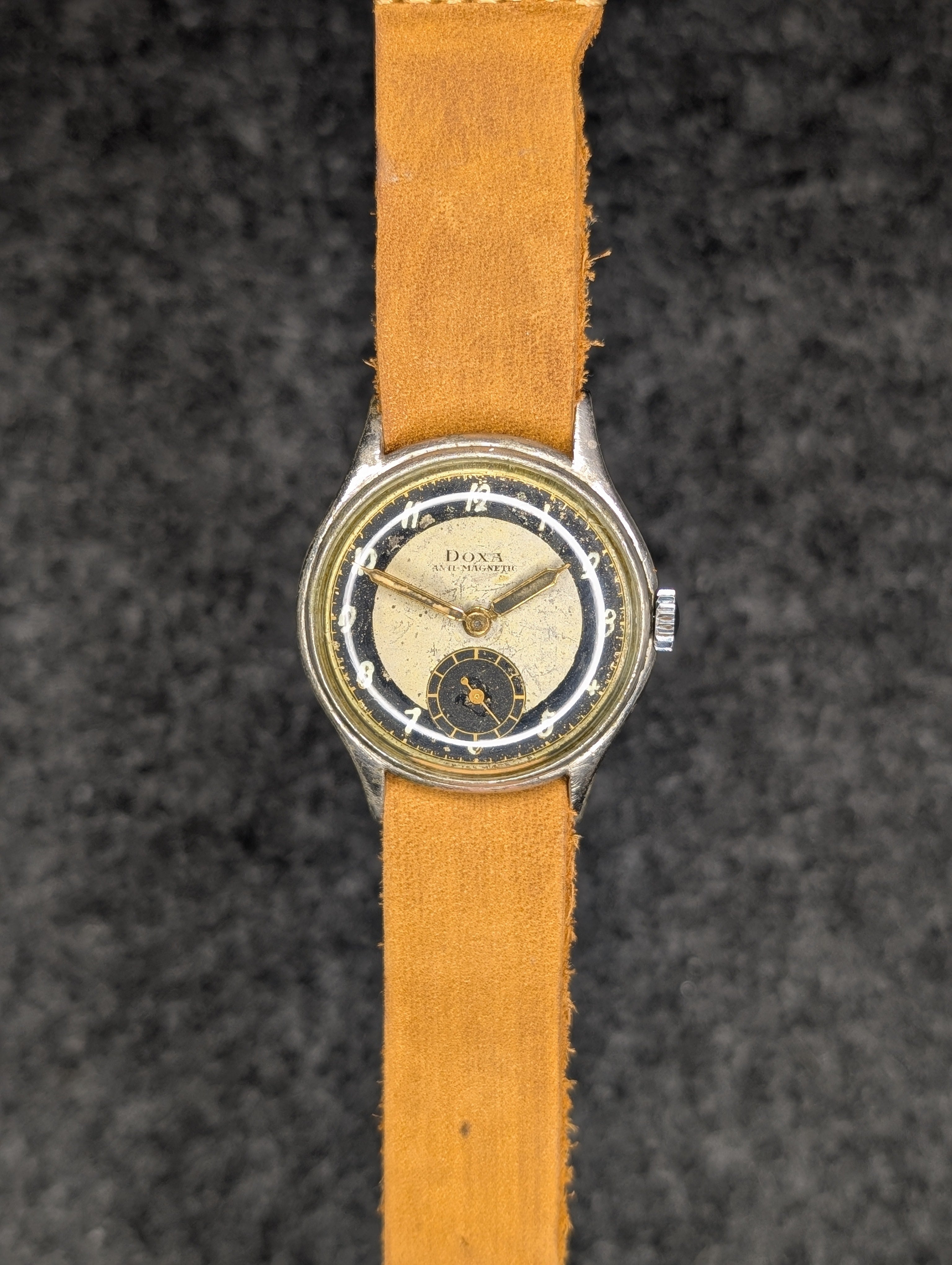 1940's Doxa Anti-Magnetic - Manual Wind