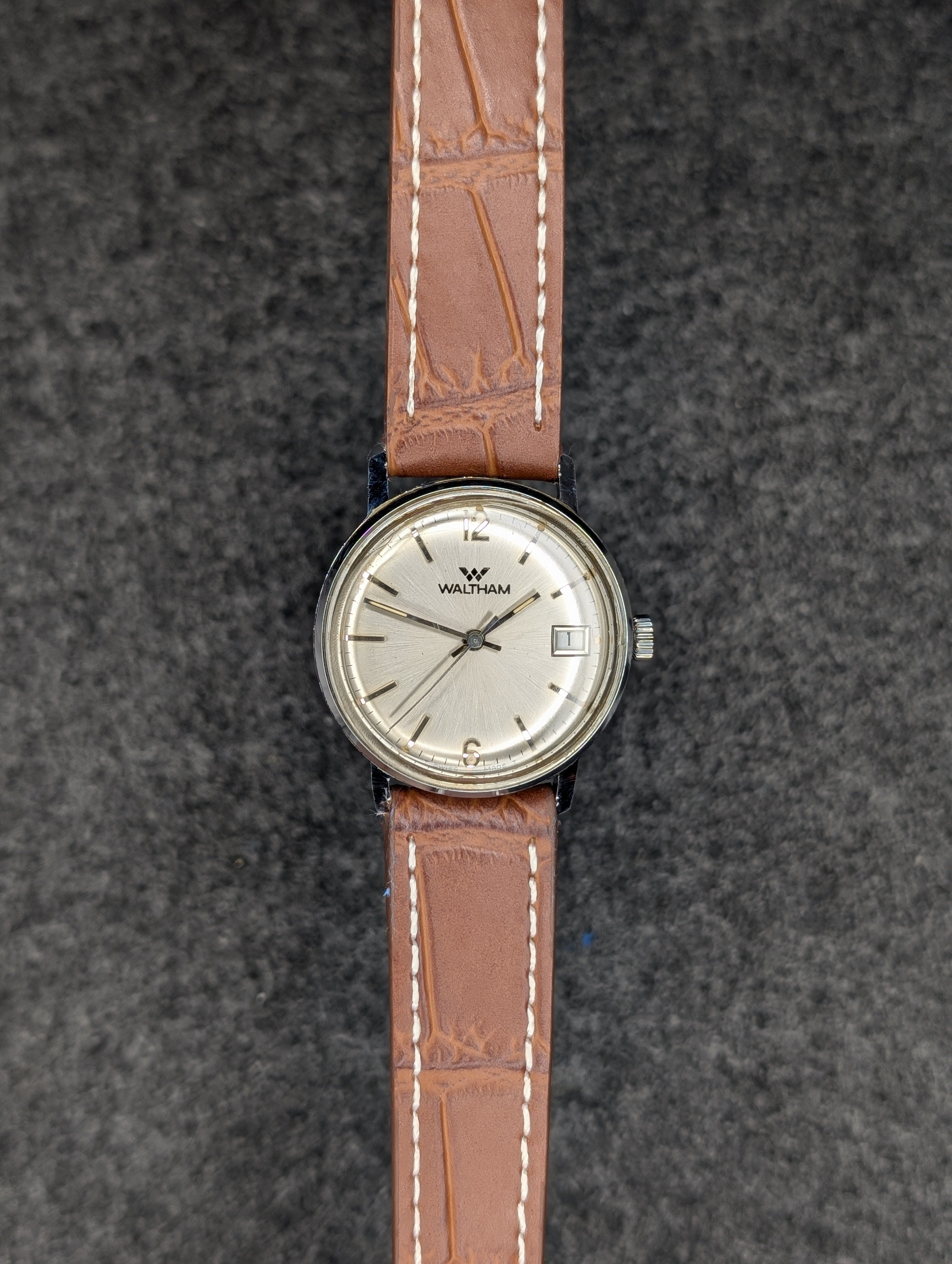 1960's Waltham Calendar - Manual Wind