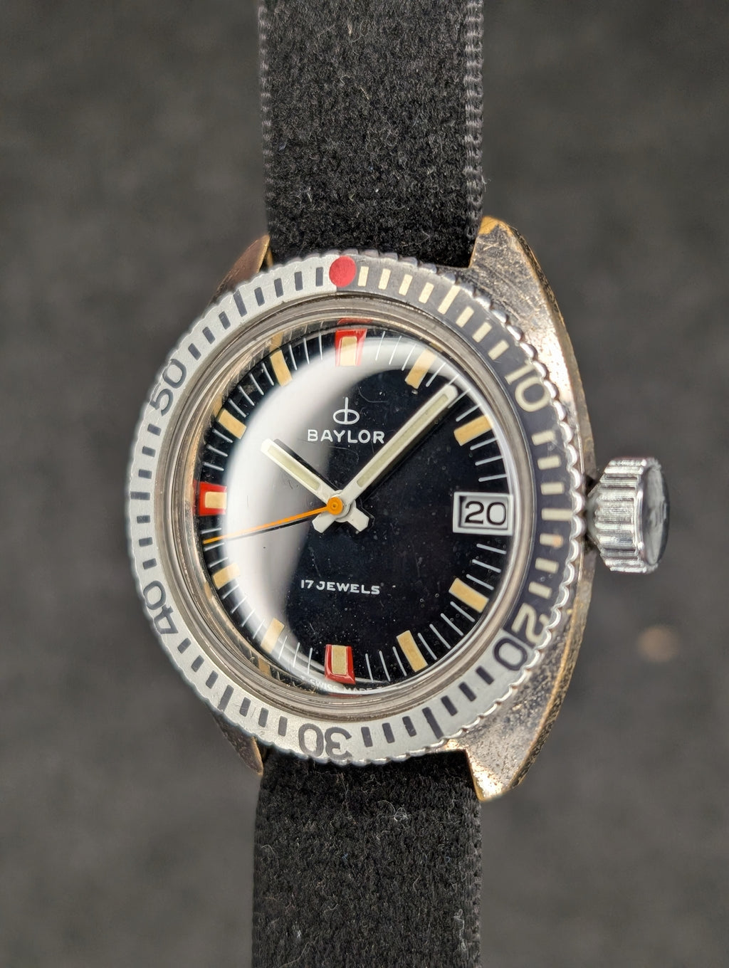 1970's Baylor 17 Jewel Diver - Manual Wind