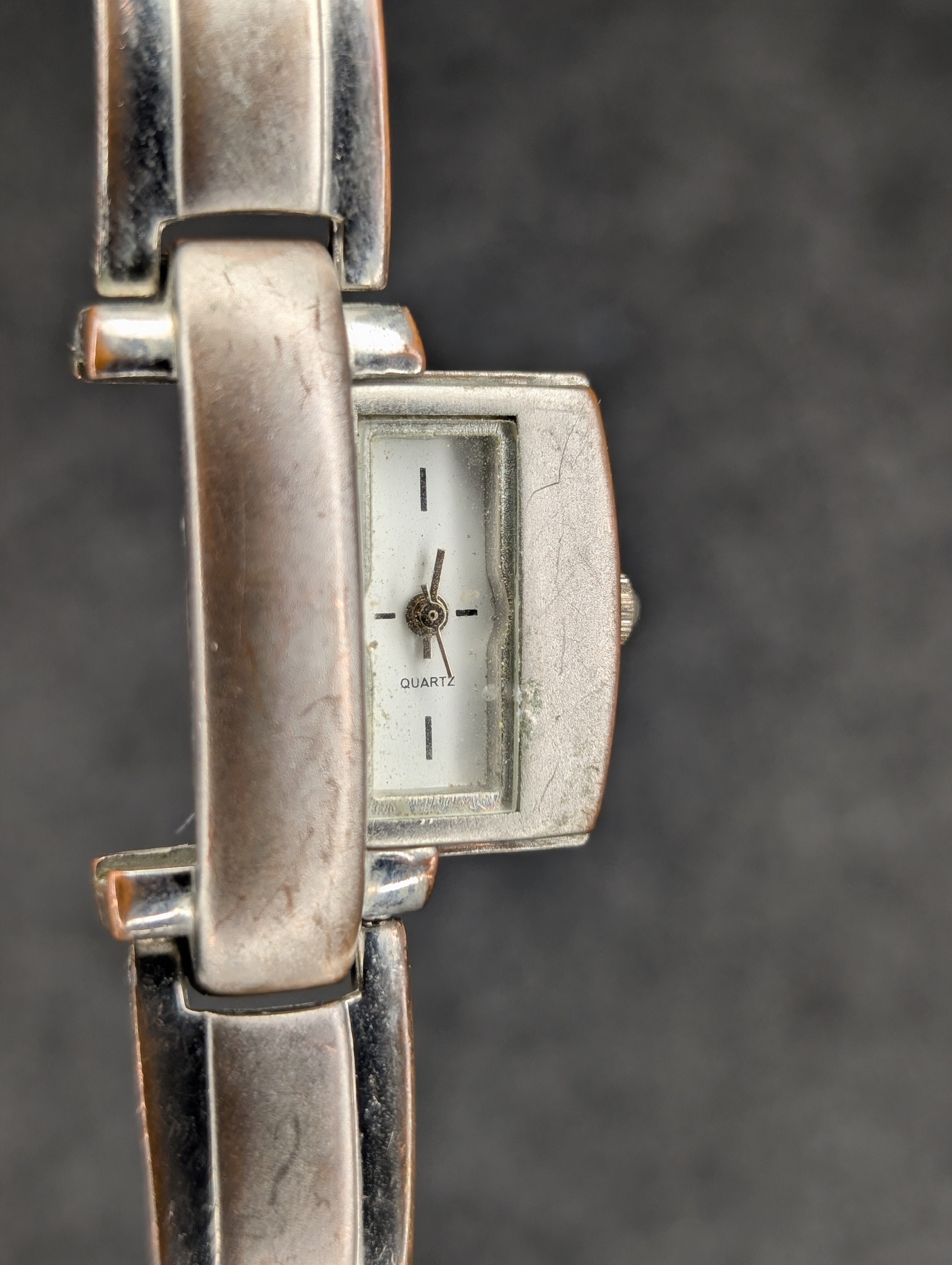 Vintage Peekaboo Watch - Quartz