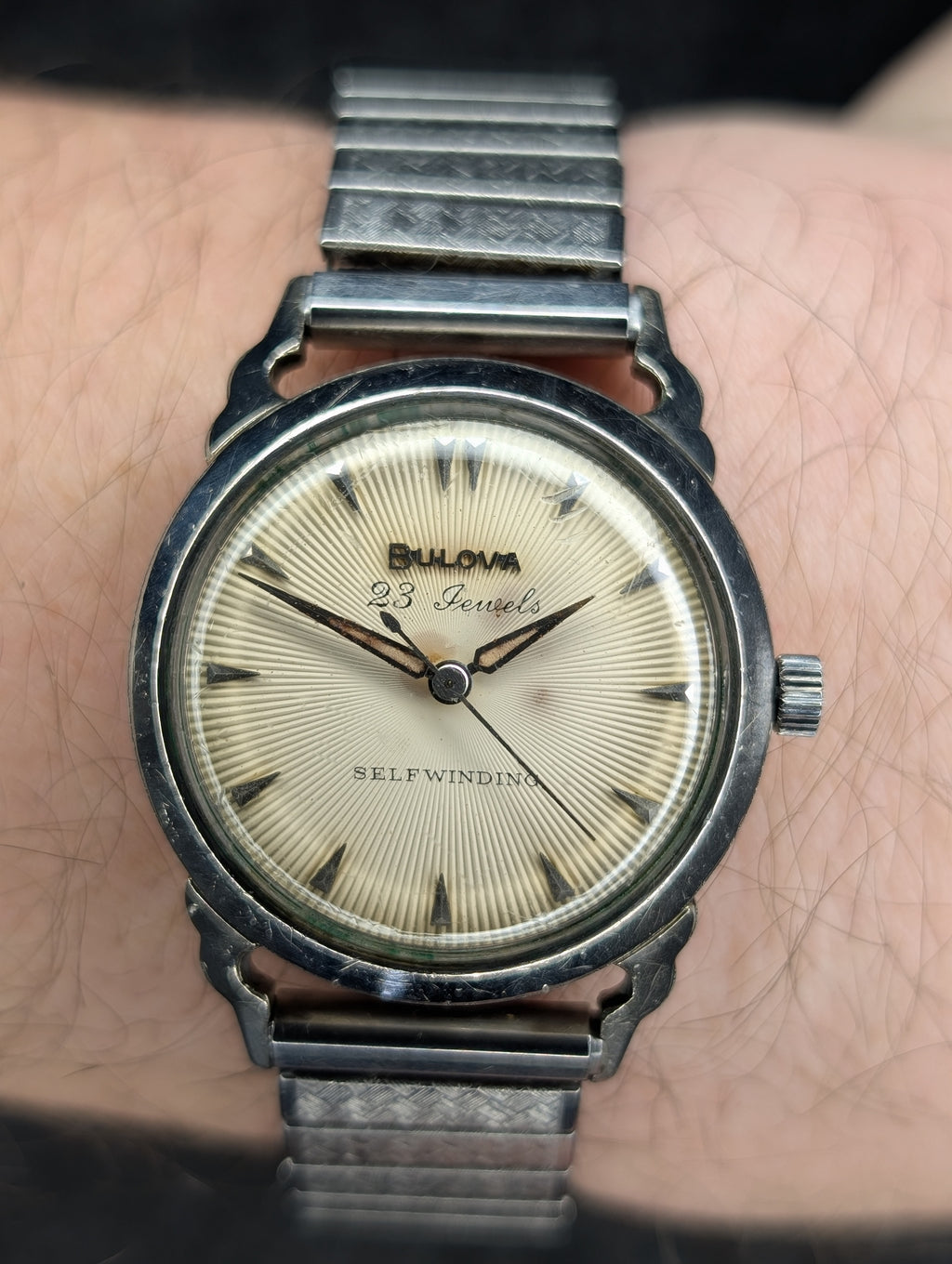 1958 Bulova 23 "F" - Self-Winding