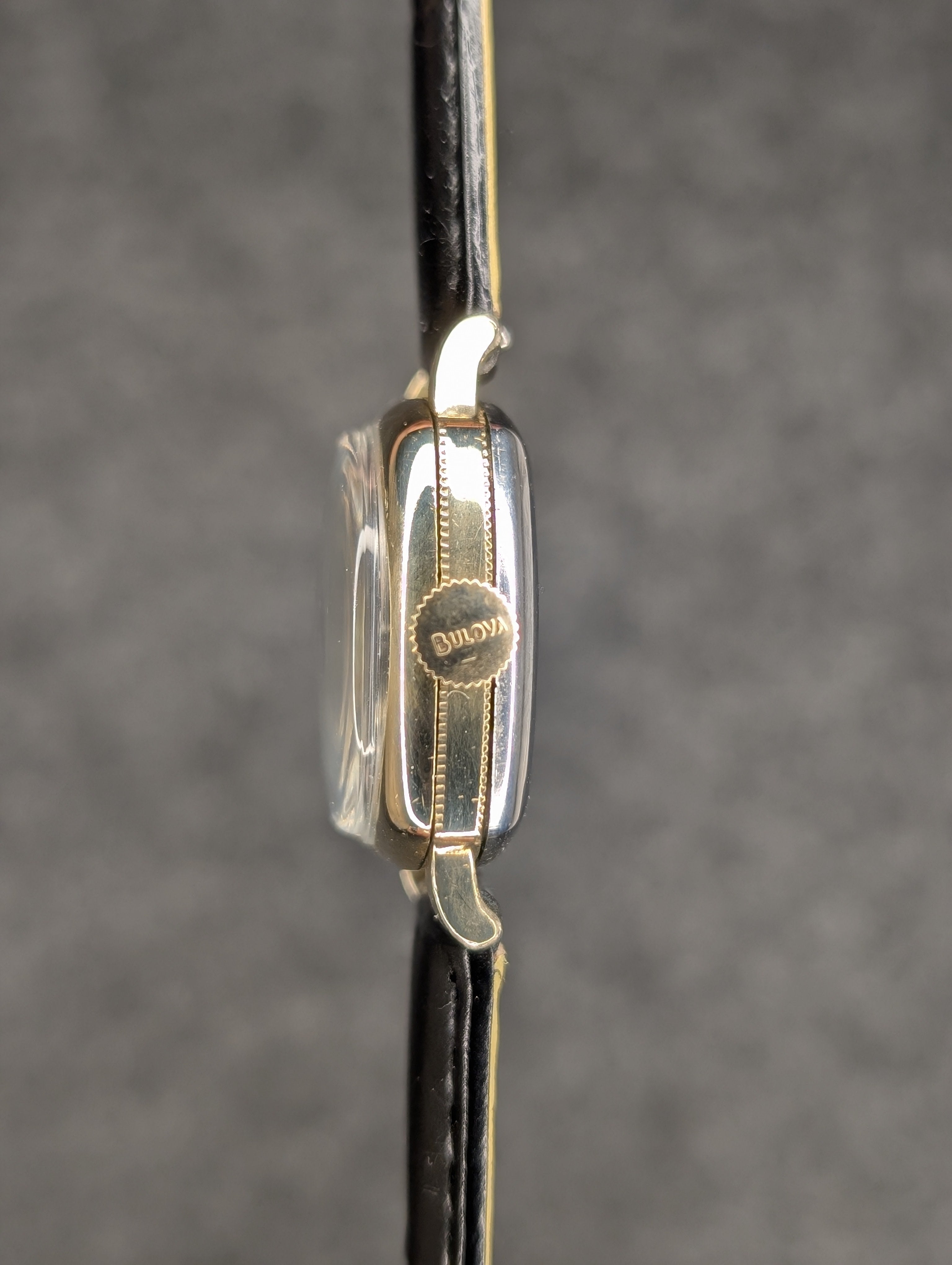 1950's Ladies Gold Bulova - Manual Wind