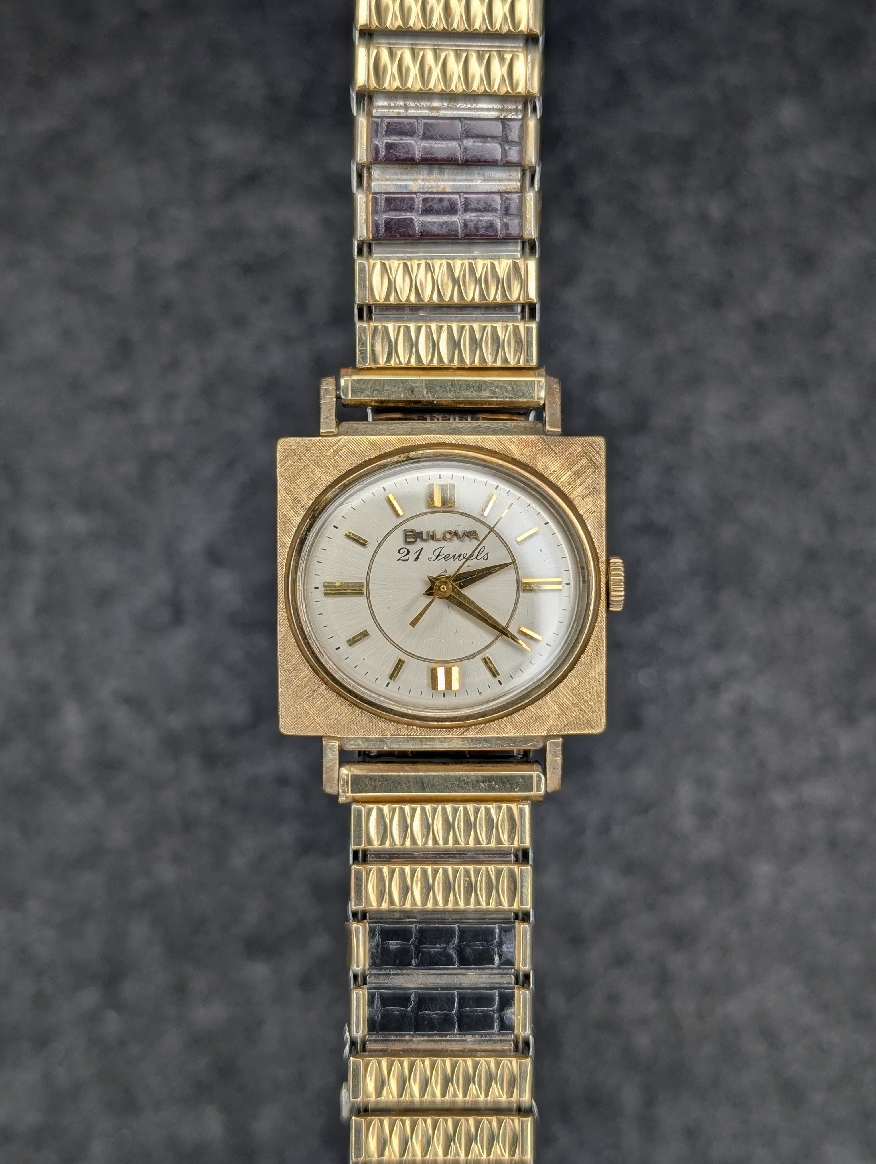 1964 Bulova Oval Dial - Manual Wind