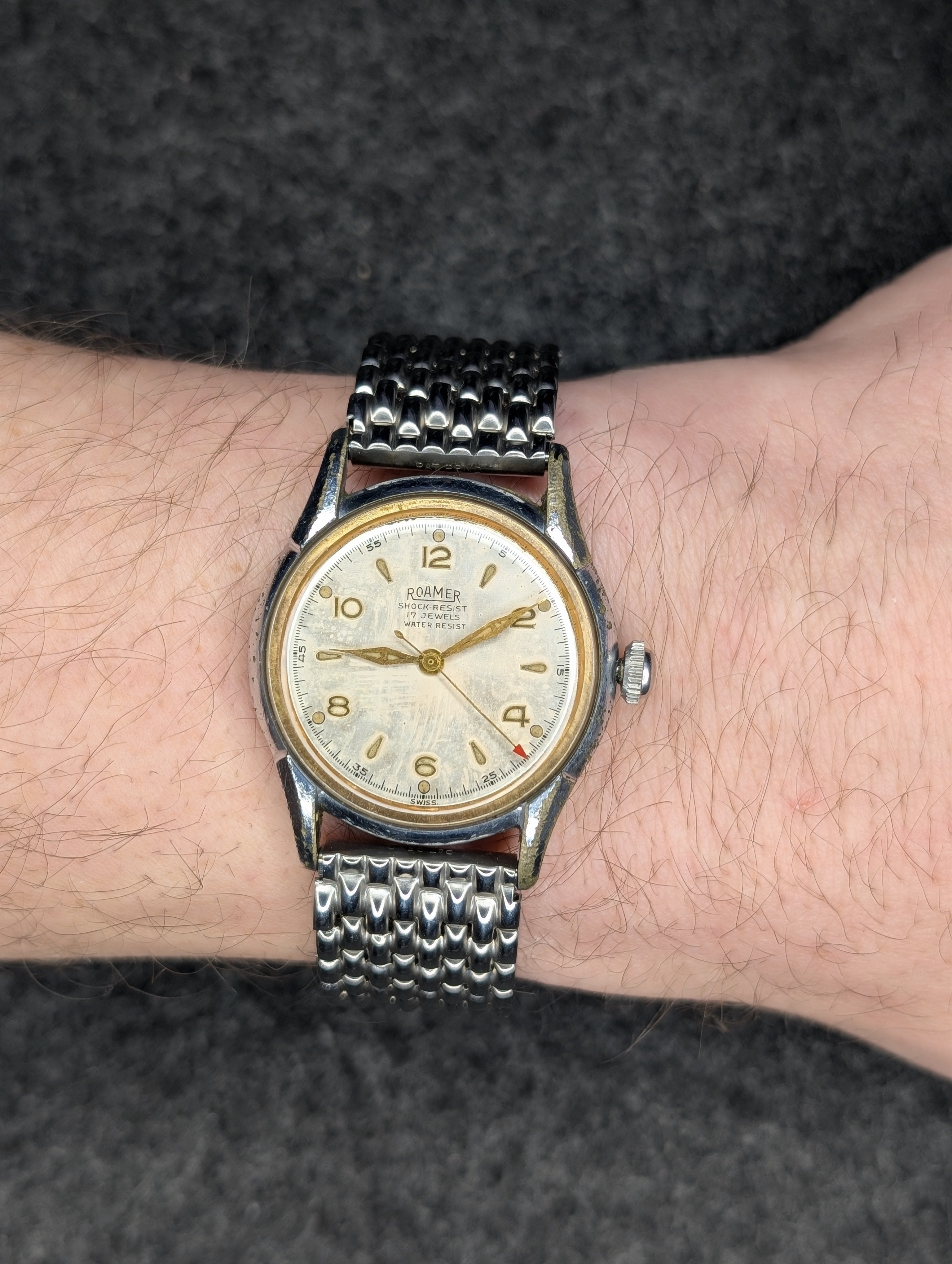 1950's Roamer 17 Jewels - Manual Wind