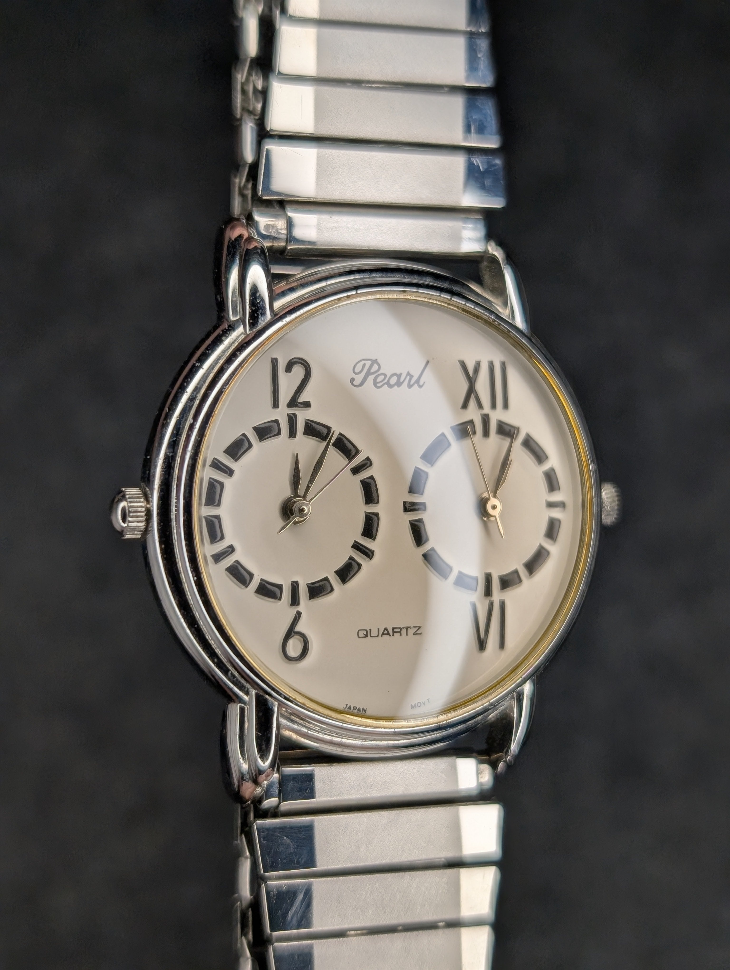 Vintage Pearl Dual Time - Quartz