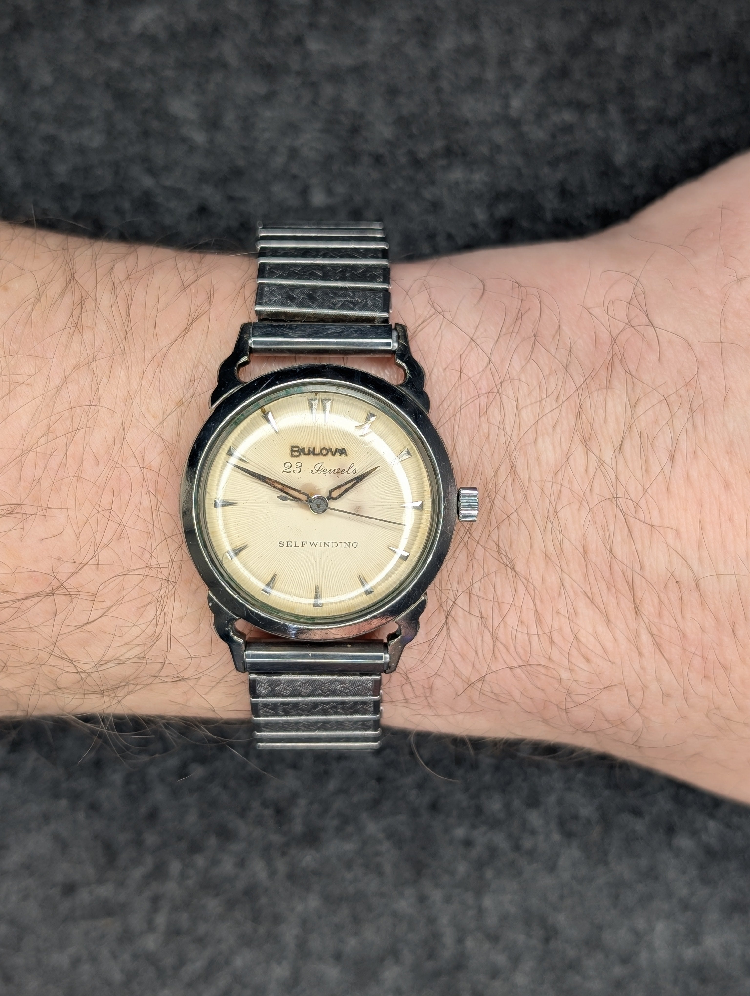 1958 Bulova 23 "F" - Self-Winding