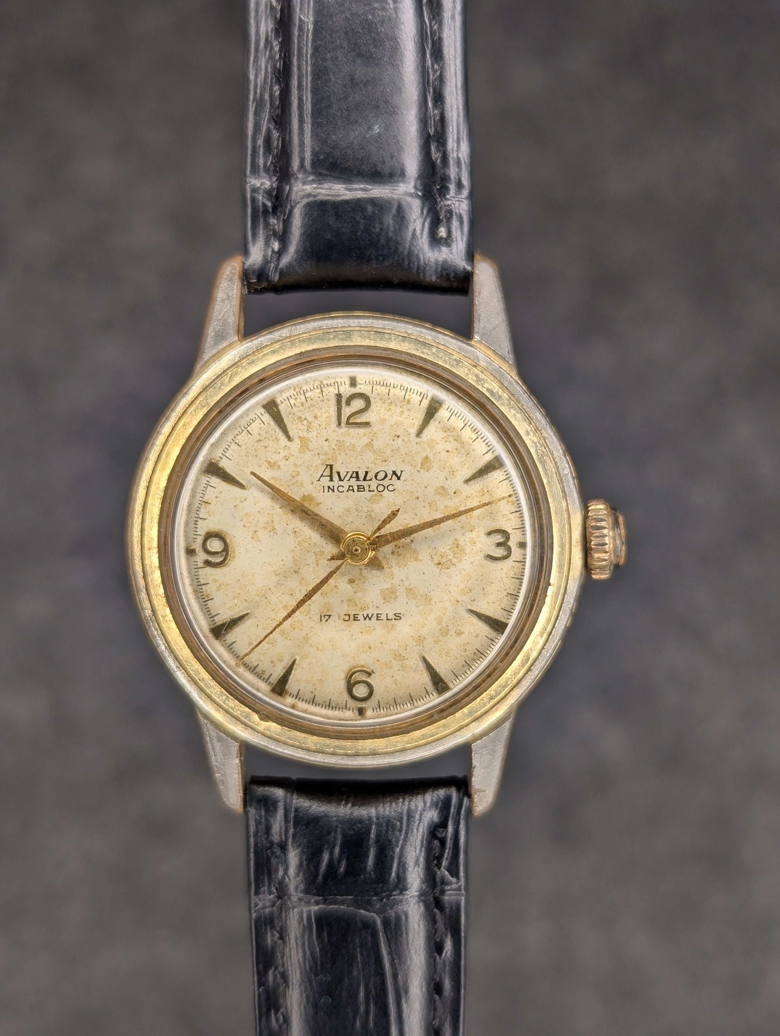 1950's Avalon De Luxe - Manual Wind