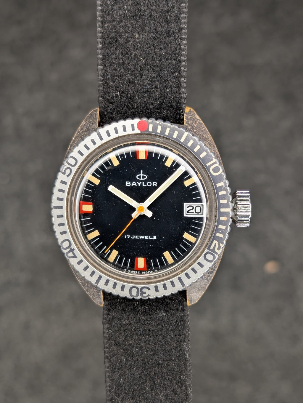 1970's Baylor 17 Jewel Diver - Manual Wind