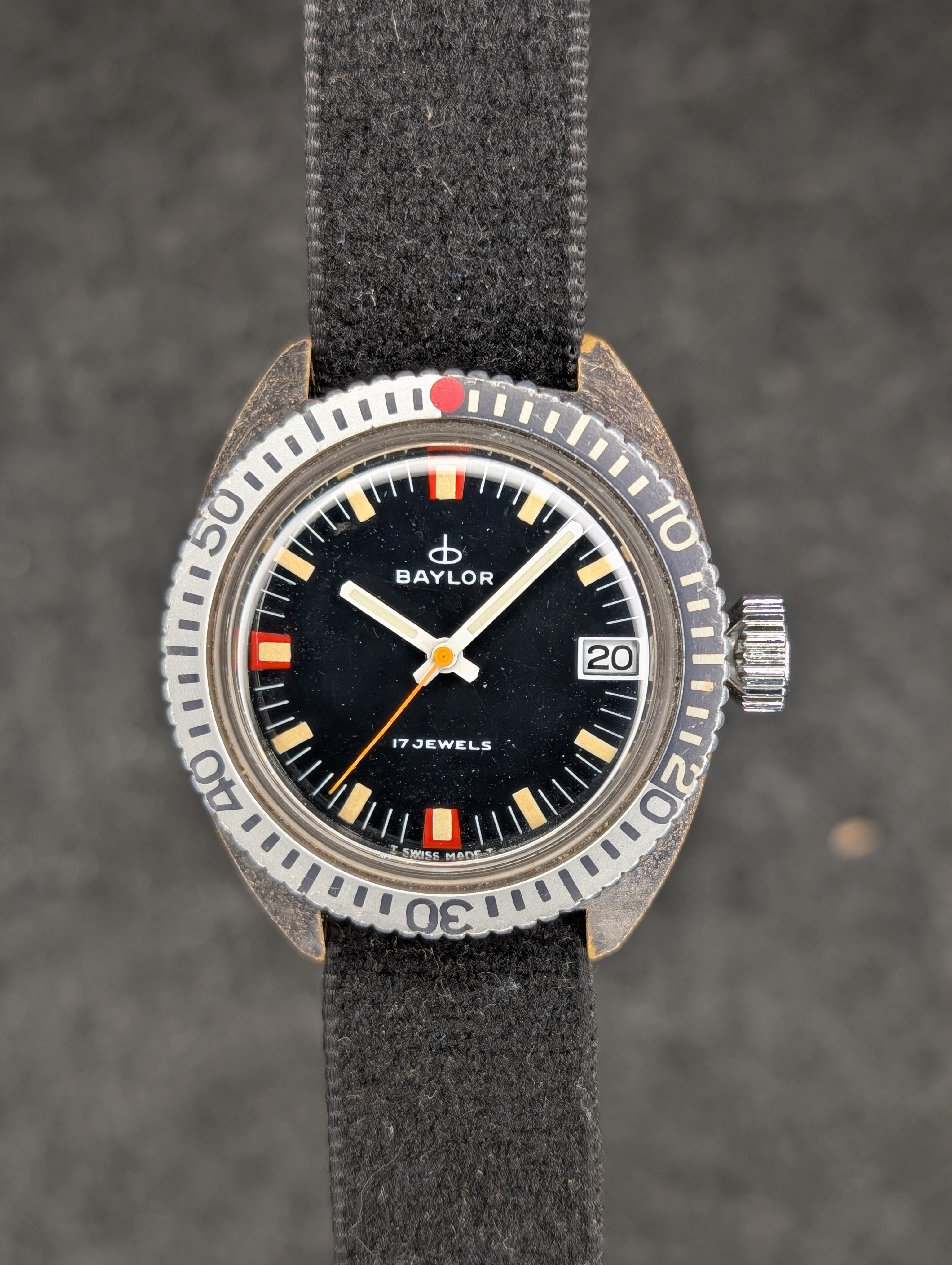 1970's Baylor 17 Jewel Diver - Manual Wind