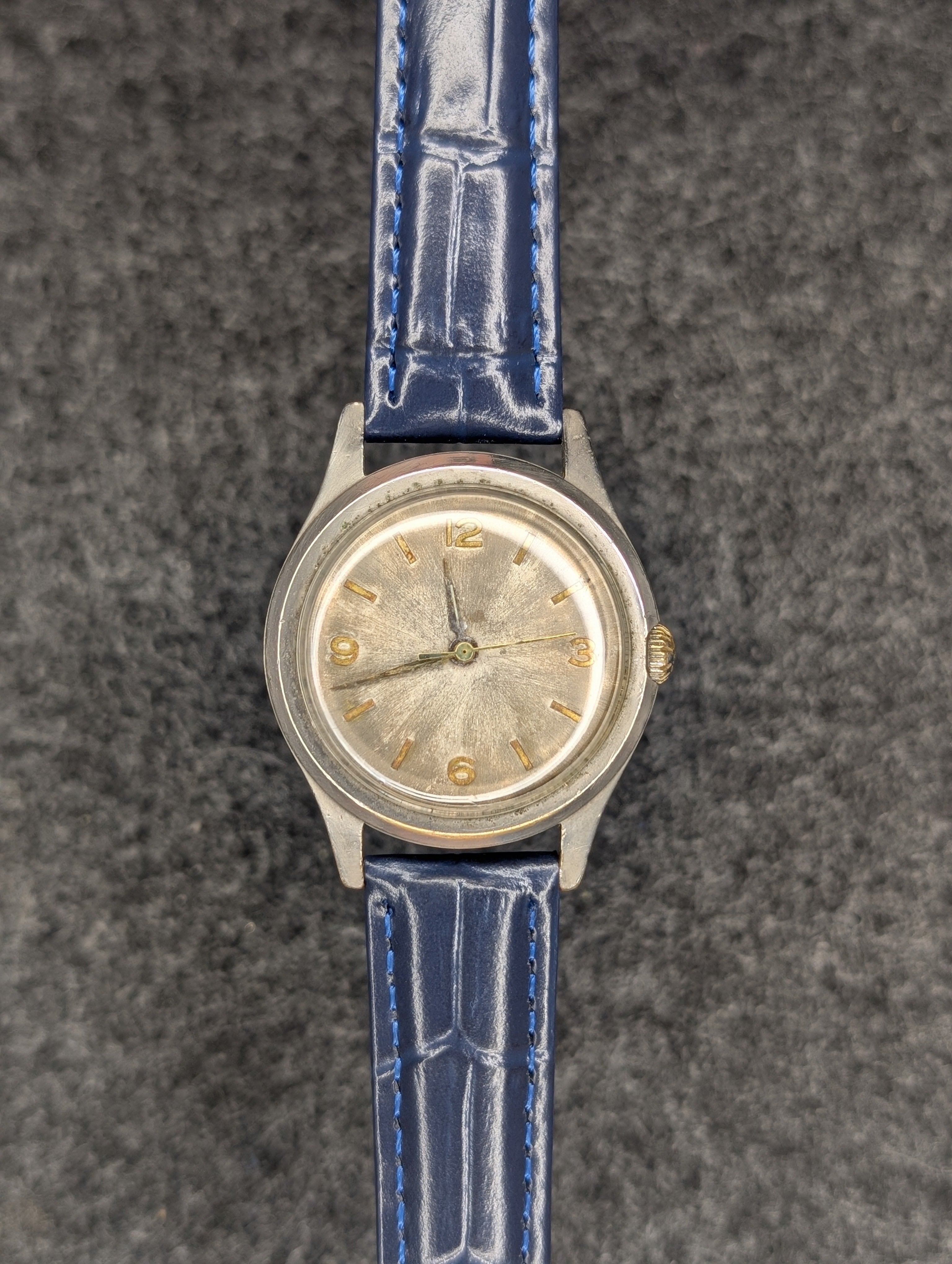 1950's Hilton 17 Jewels - Manual Wind