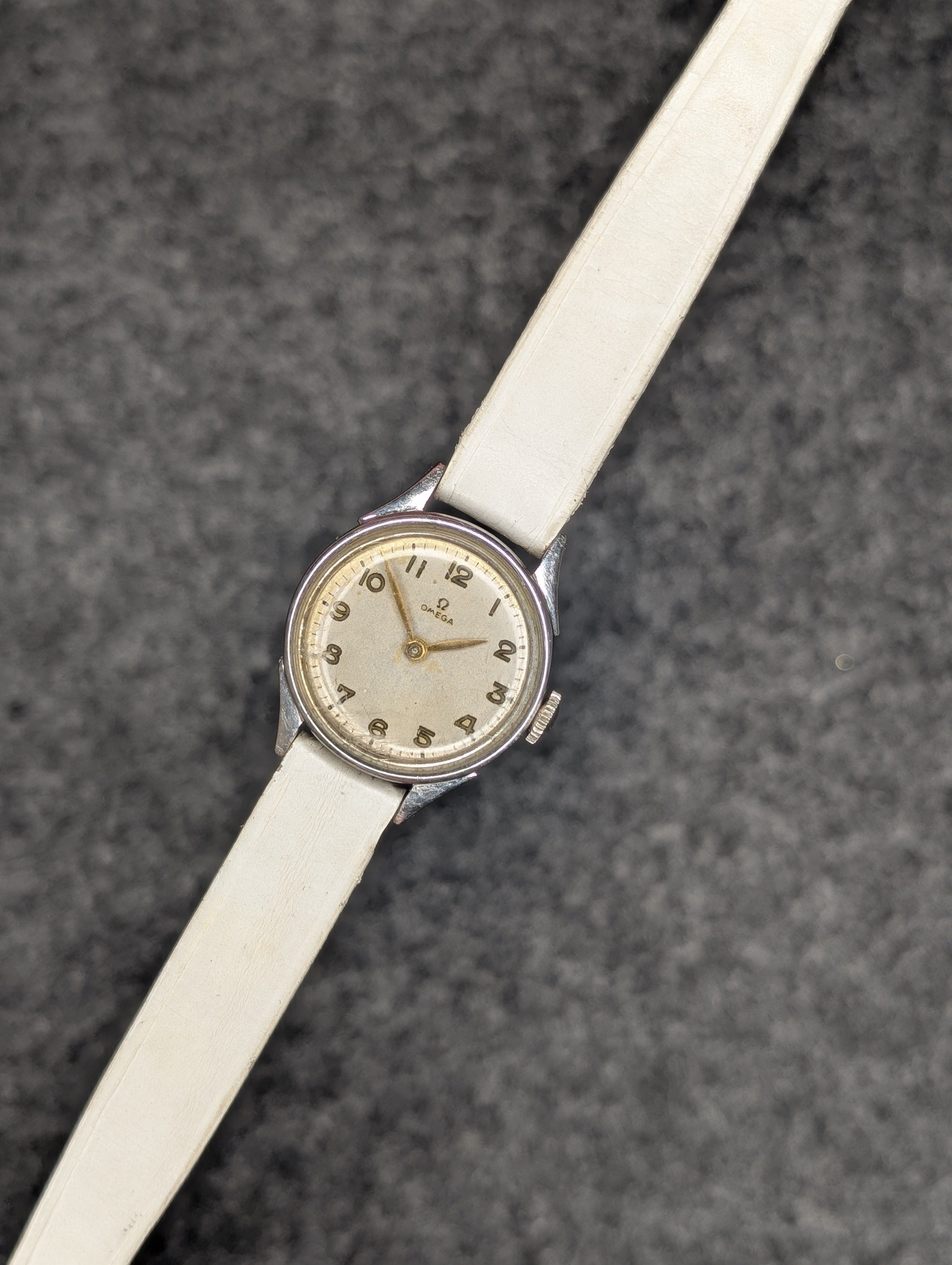 1950's Ladies Omega - Manual Wind