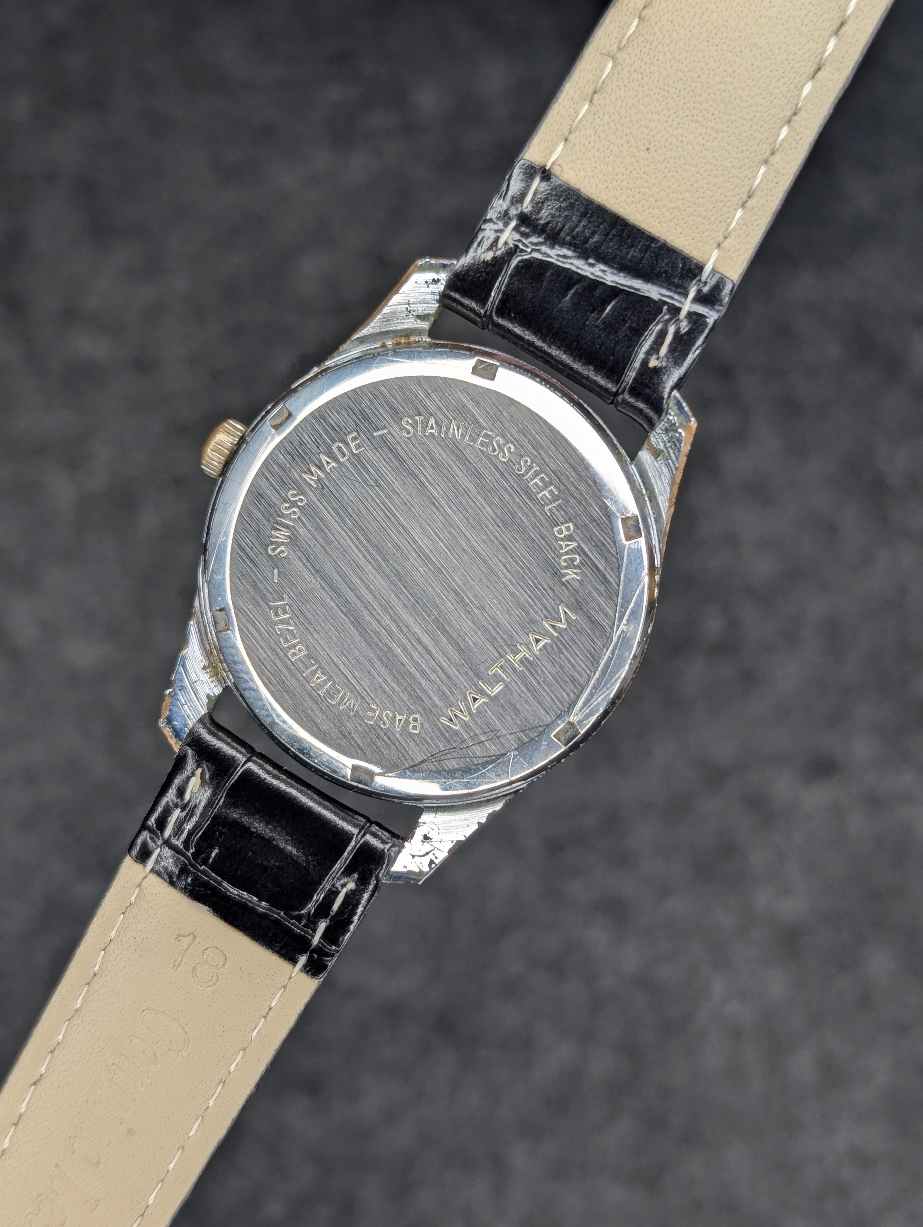 1960's Waltham B-067 - Manual Wind