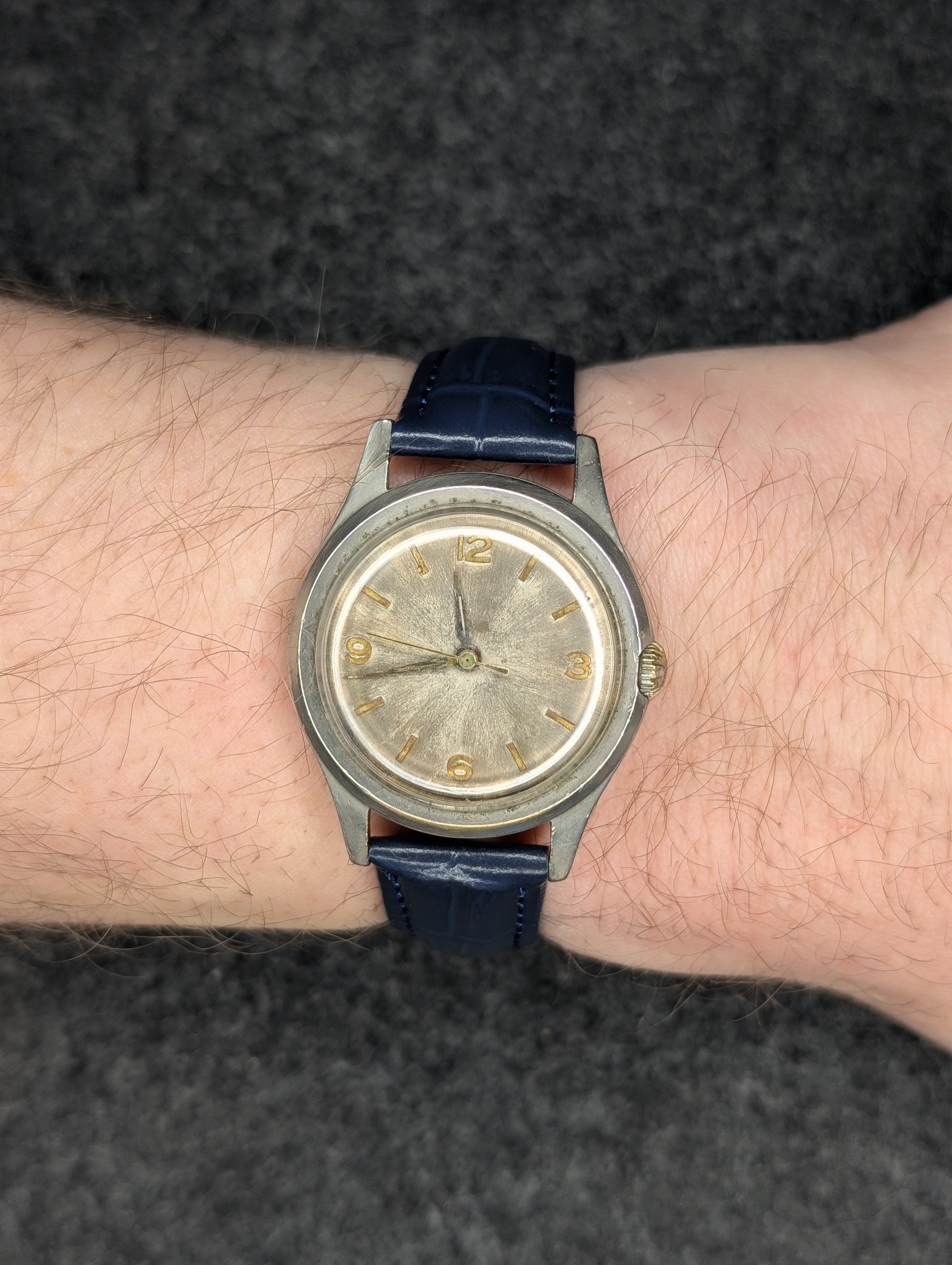 1950's Hilton 17 Jewels - Manual Wind