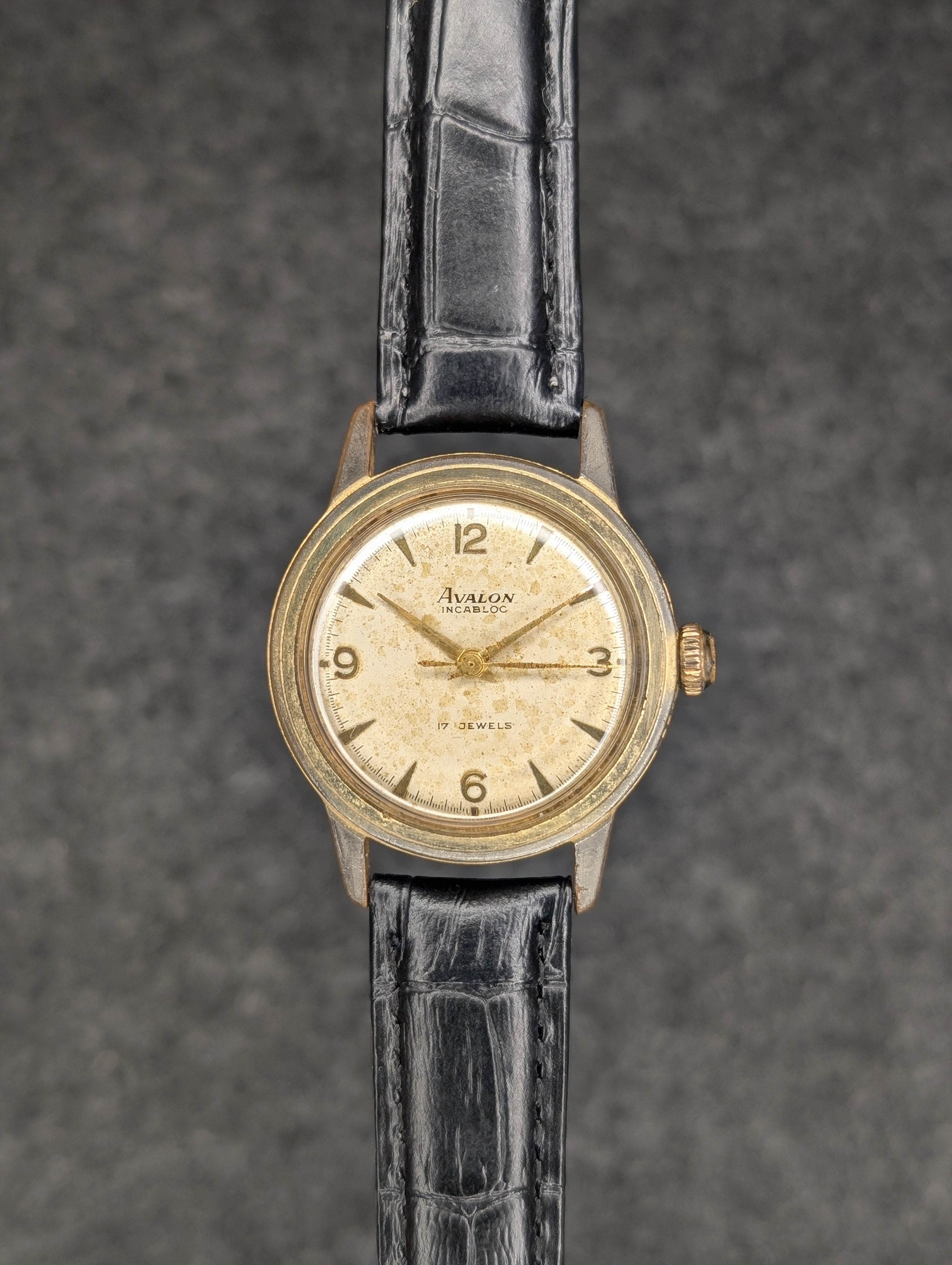 1950's Avalon De Luxe - Manual Wind