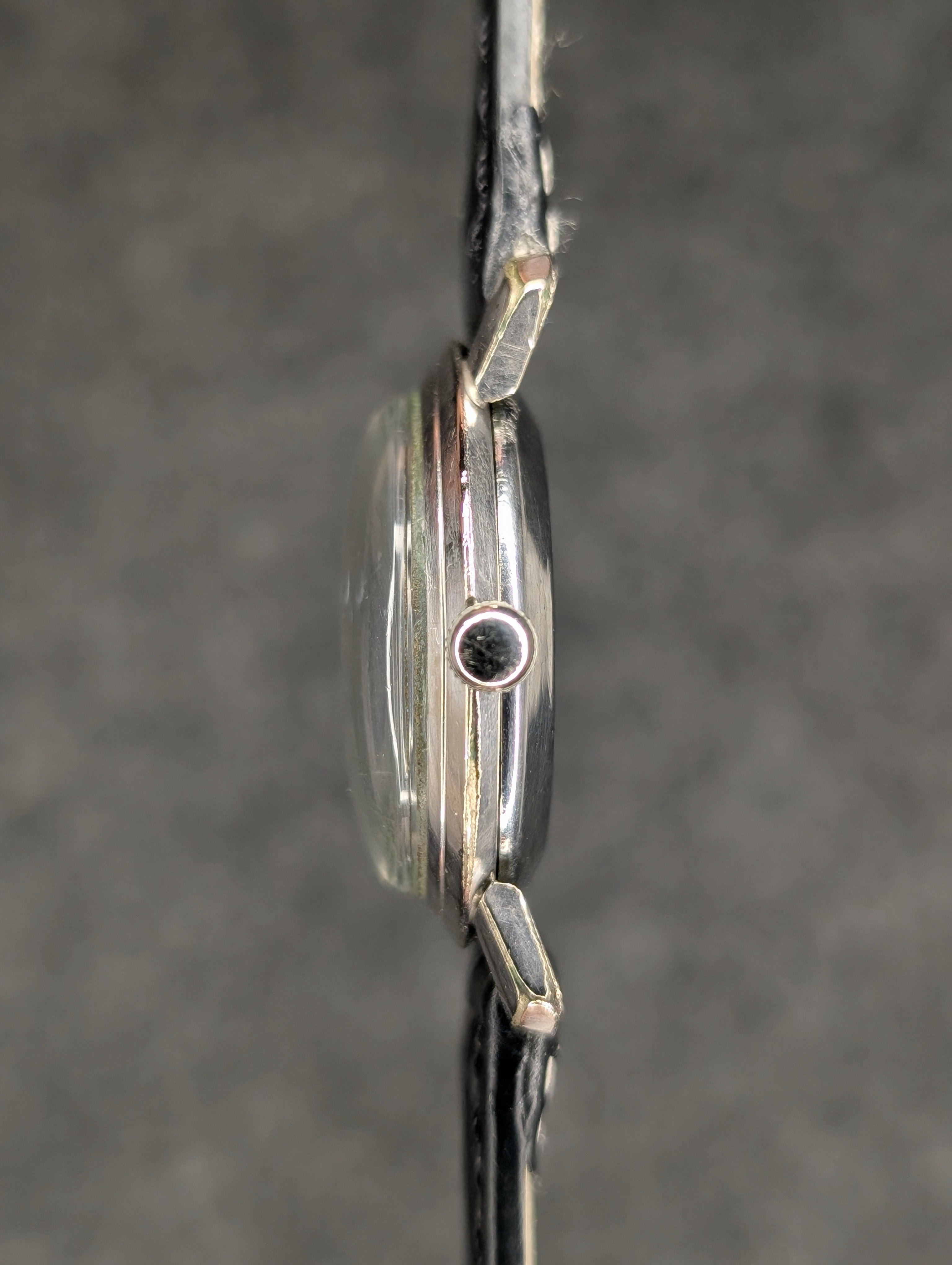 1950's Gruen Precision Diamond 915 - Manual Wind